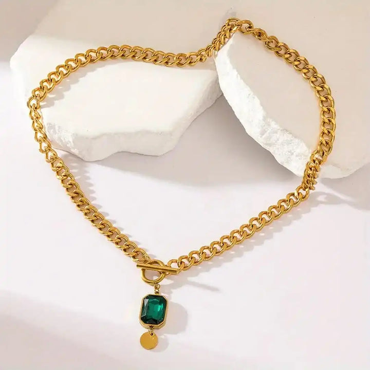 Colar de Pingente em Ouro com Corrente Chunky e Esmeralda