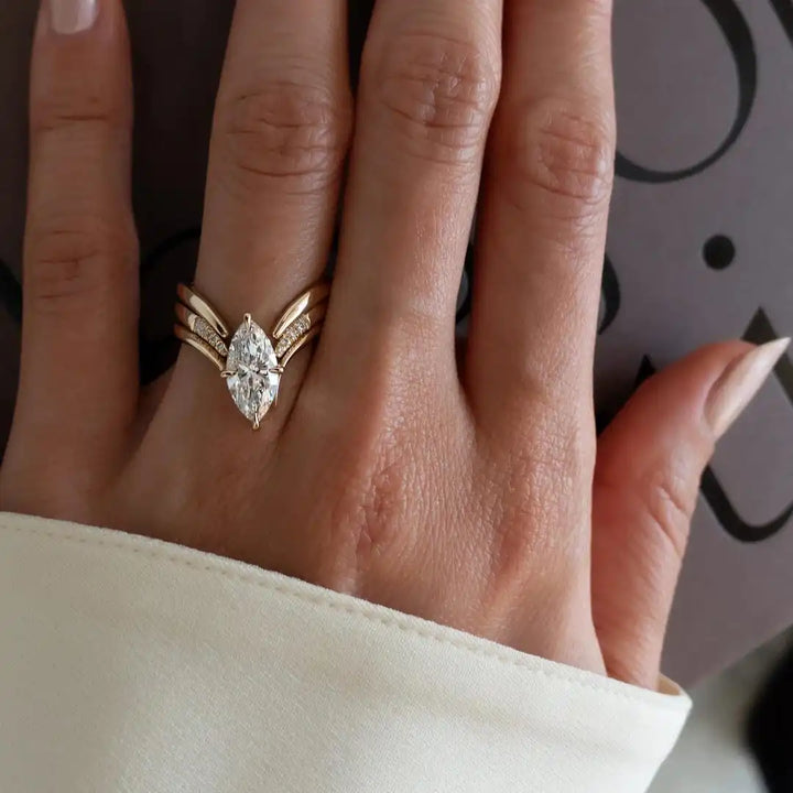 Conjunto de Anéis com Lapidação Marquesa