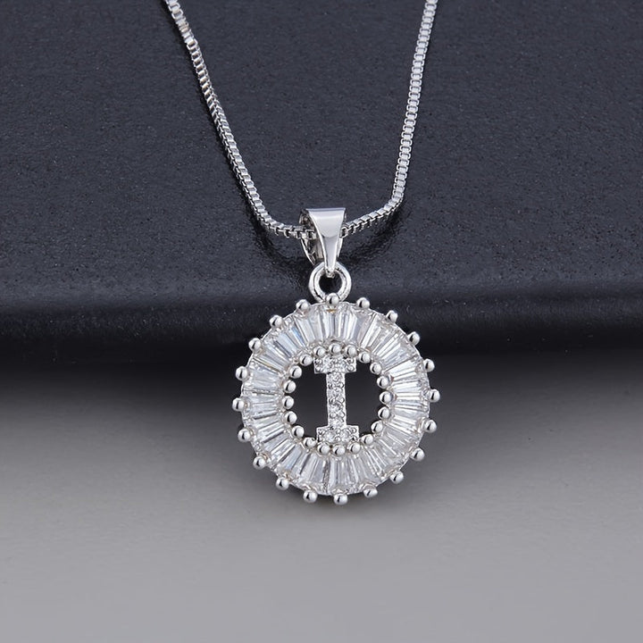 Colar de Zirconia com Letra Inicial em Ouro Branco