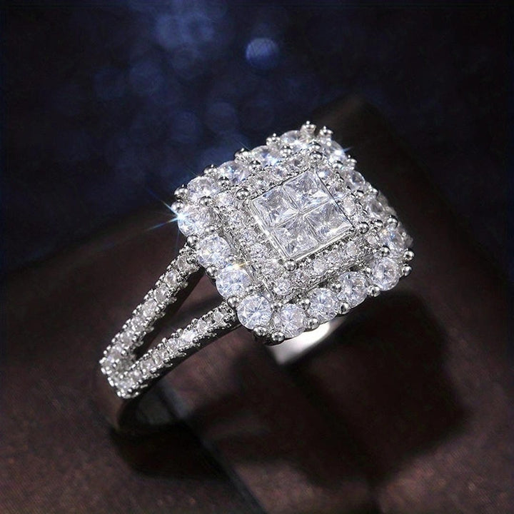 Anel de Casamento com Zircônia e Pedra Quadrada