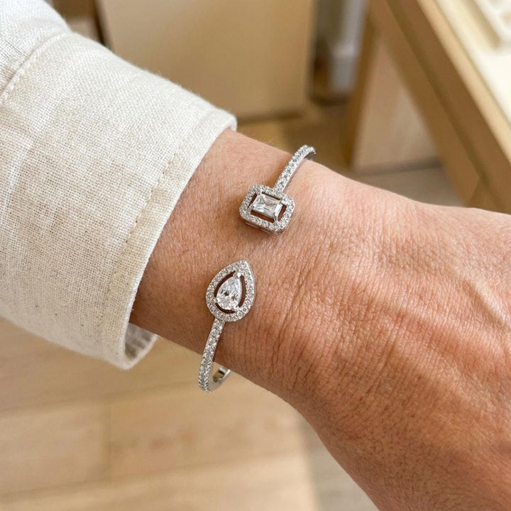 Bracelete Aberto em Ouro com Duas Pedras