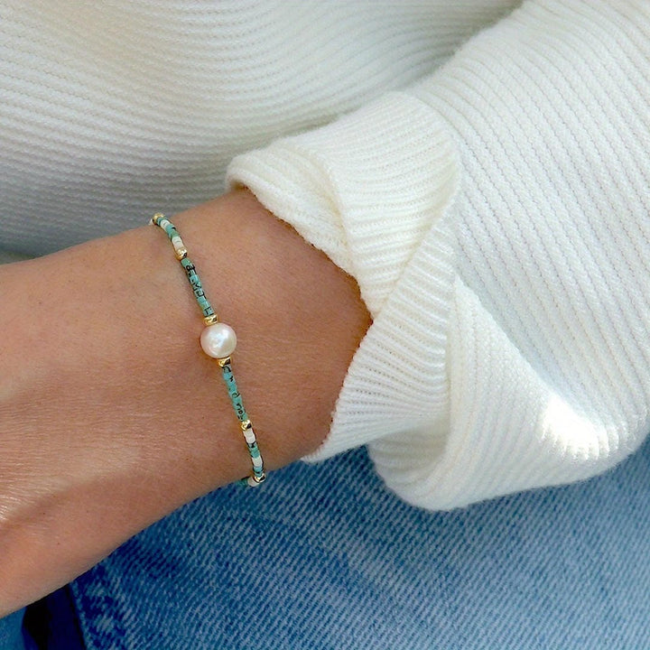 Pulseira de Pérolas do Litoral com Contas de Sementes