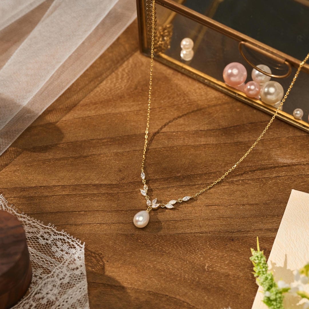 Colar de Gota de Vinha de Pérola Marquise