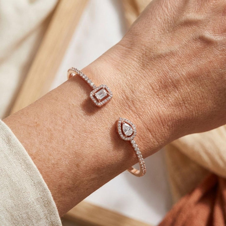 Bracelete Aberto em Ouro com Duas Pedras