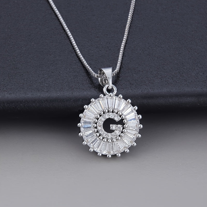 Colar de Zirconia com Letra Inicial em Ouro Branco