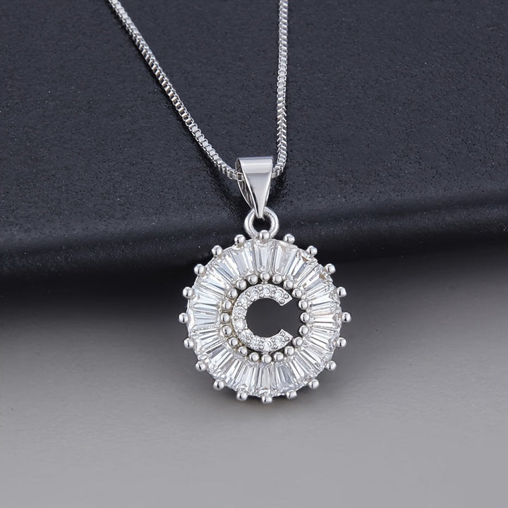 Colar de Zirconia com Letra Inicial em Ouro Branco
