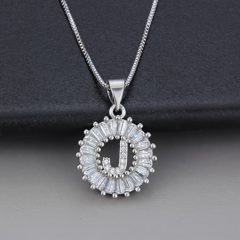 Colar de Zirconia com Letra Inicial em Ouro Branco