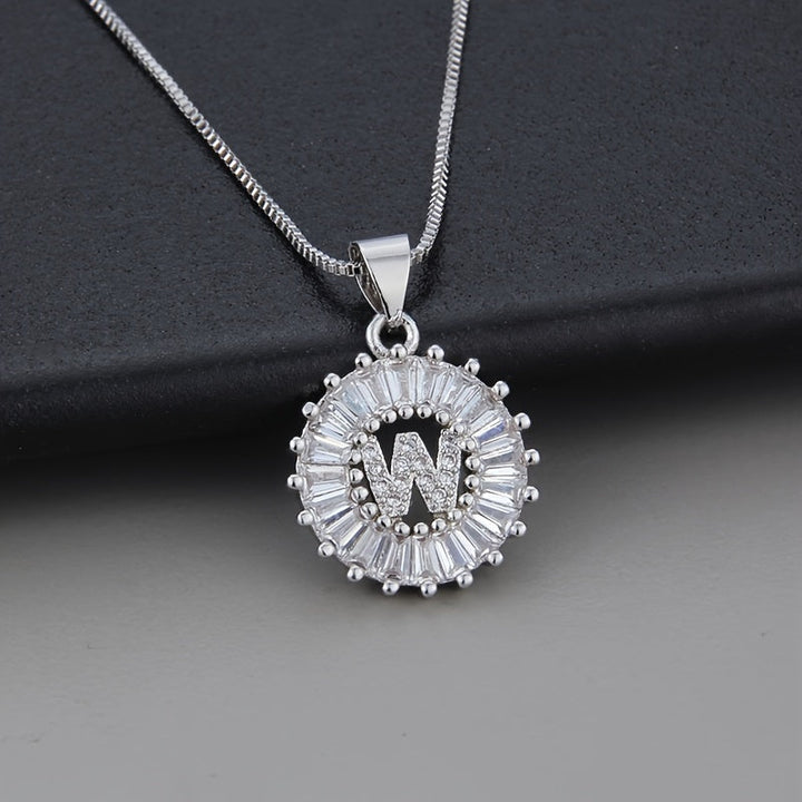 Colar de Zirconia com Letra Inicial em Ouro Branco