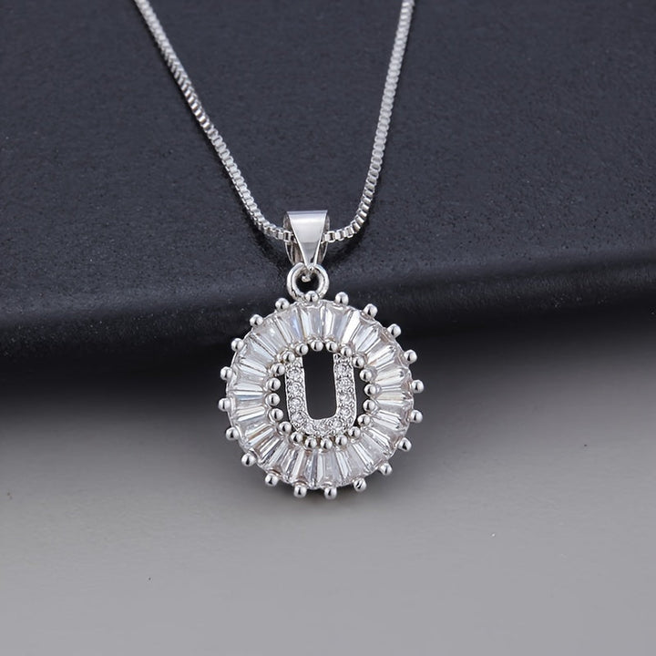 Colar de Zirconia com Letra Inicial em Ouro Branco