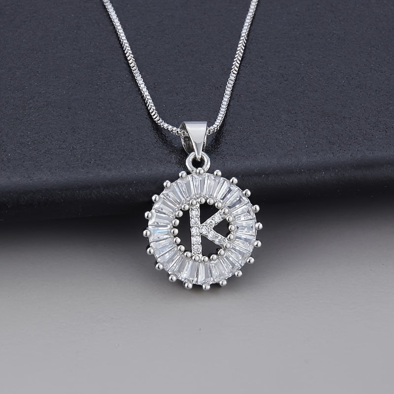 Colar de Zirconia com Letra Inicial em Ouro Branco