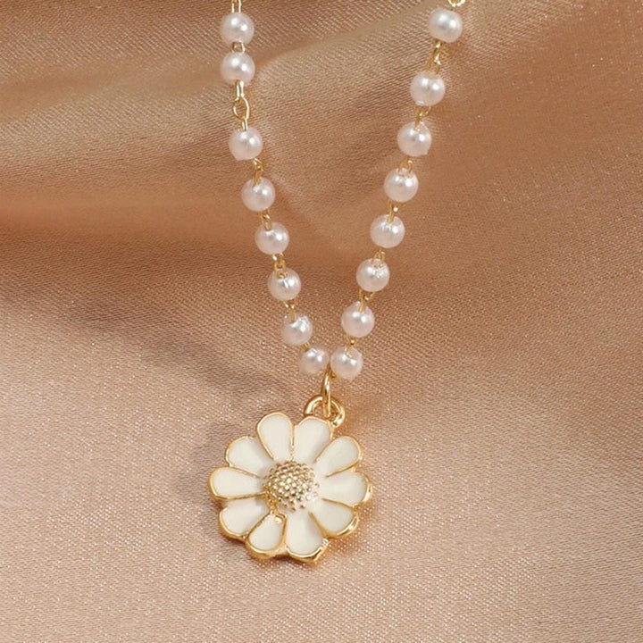 Colar com Pendente de Pérola Daisy
