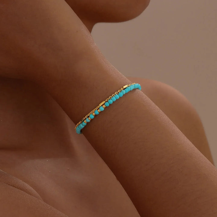 Pulseira de Turquesa com Cadeia Dupla em Ouro Atemporal