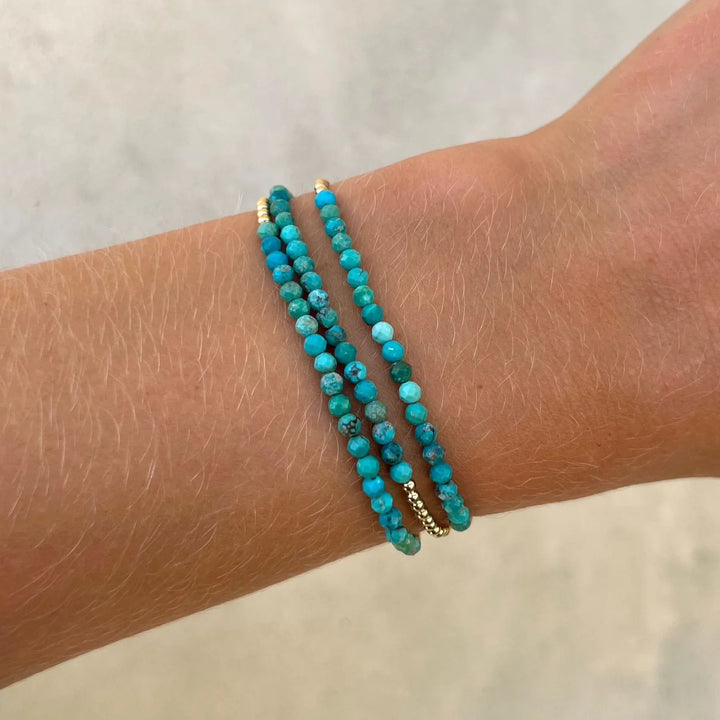 Pulseira de Contas de Turquesa em Ouro 18K Chic