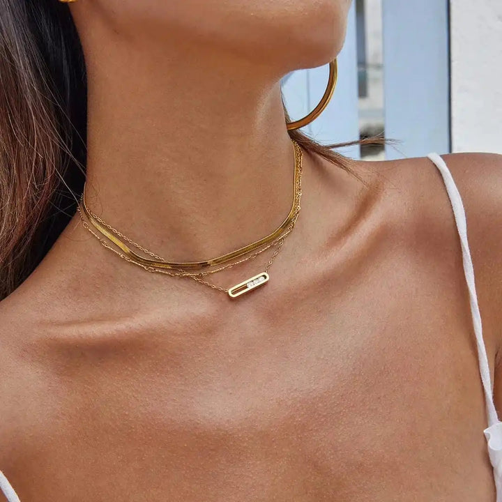 Pendente Dourado Esculpido Deslumbrante