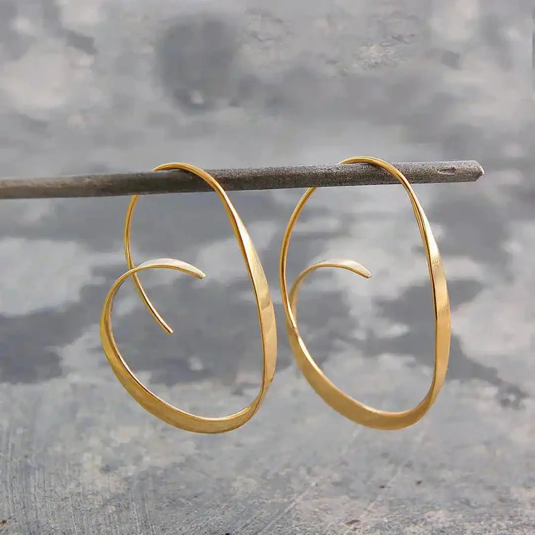 Brincos Pendentes em Espiral Aberta