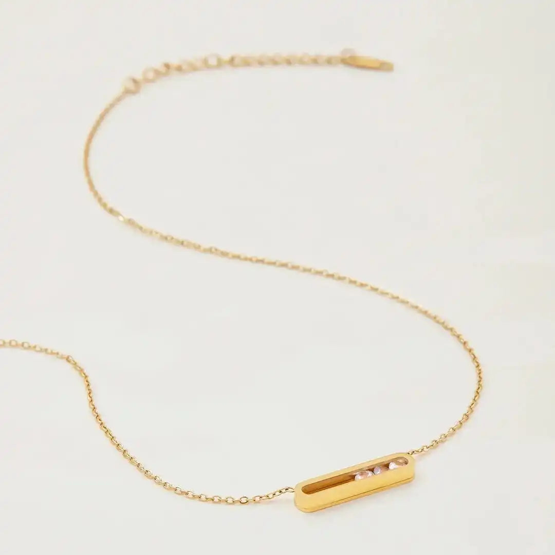 Pendente Dourado Esculpido Deslumbrante