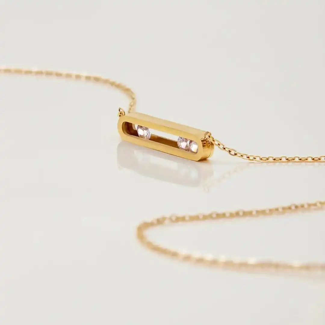 Pendente Dourado Esculpido Deslumbrante