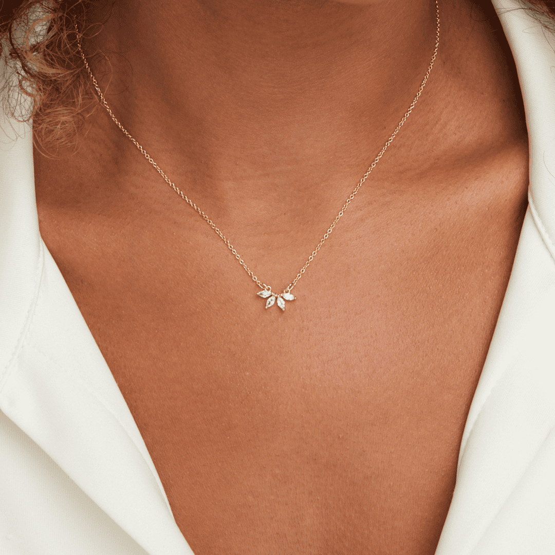 Colar de Folha de Cristal Espumante Omelia