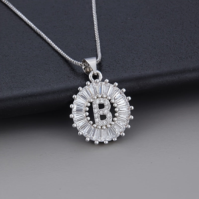 Colar de Zirconia com Letra Inicial em Ouro Branco