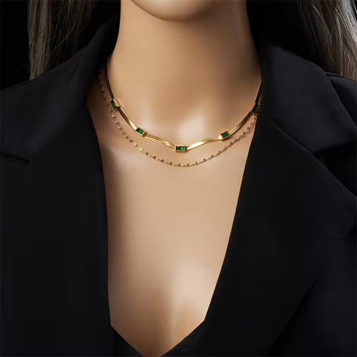 Colar Retro Dourado de Dupla Camada Gem