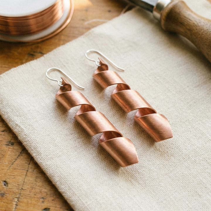 Brincos Dusk Copper