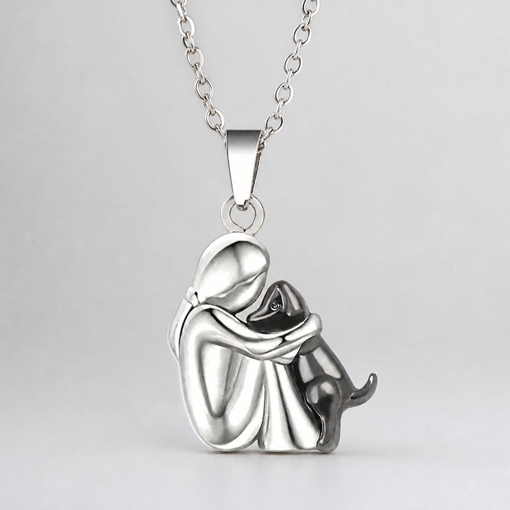 Colar com Pingente Laço Eterno