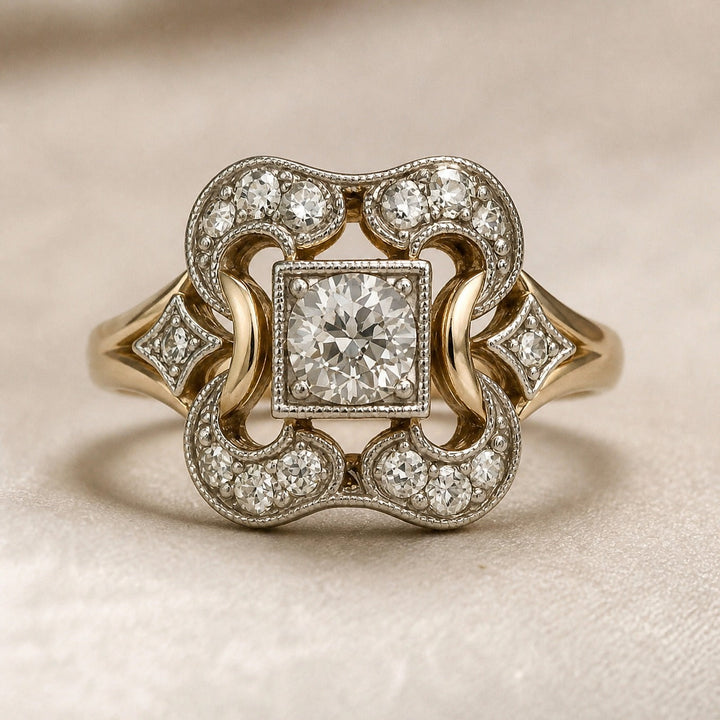 Anel Vintage em Ouro com Zircônia