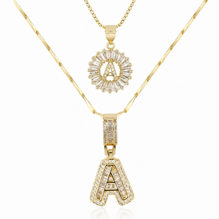 Conjunto de Colar com Inicial em Pave