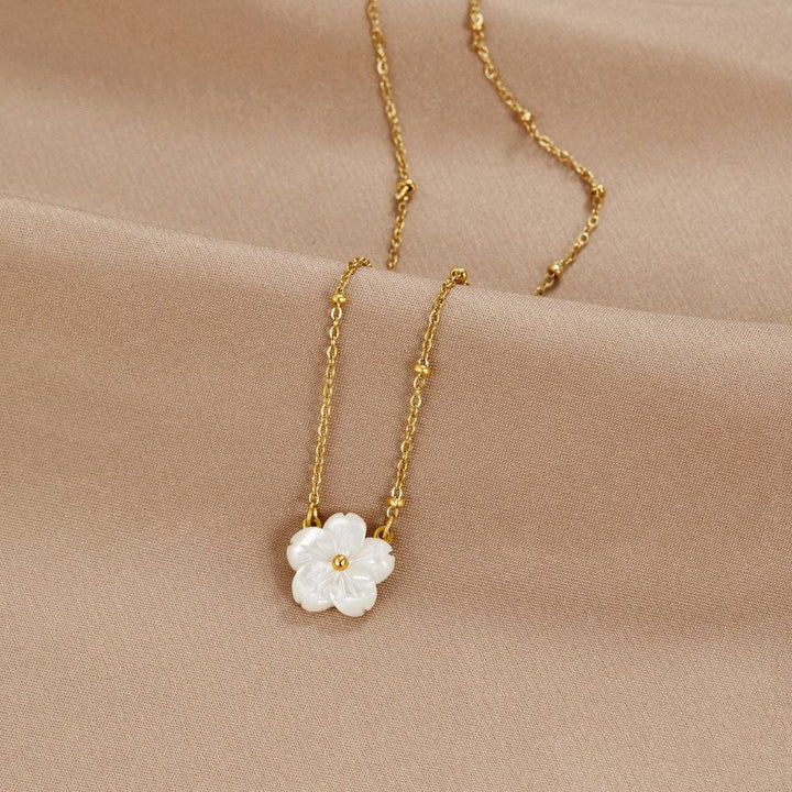 Colar Pingente Flor Grandeza